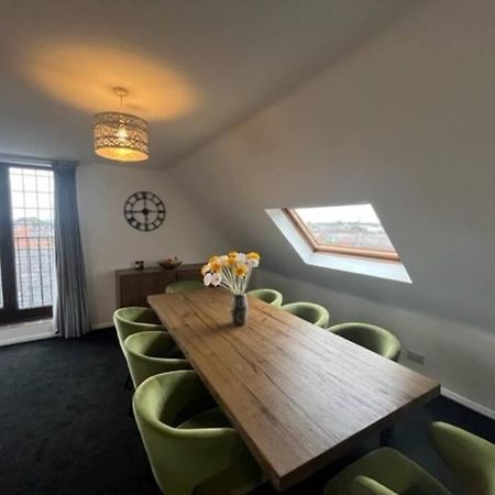 Bs - Luxury Top Floor 4 Bed Apartment With Garage In Town Centre - No Lift Stratford-upon-Avon Eksteriør bilde