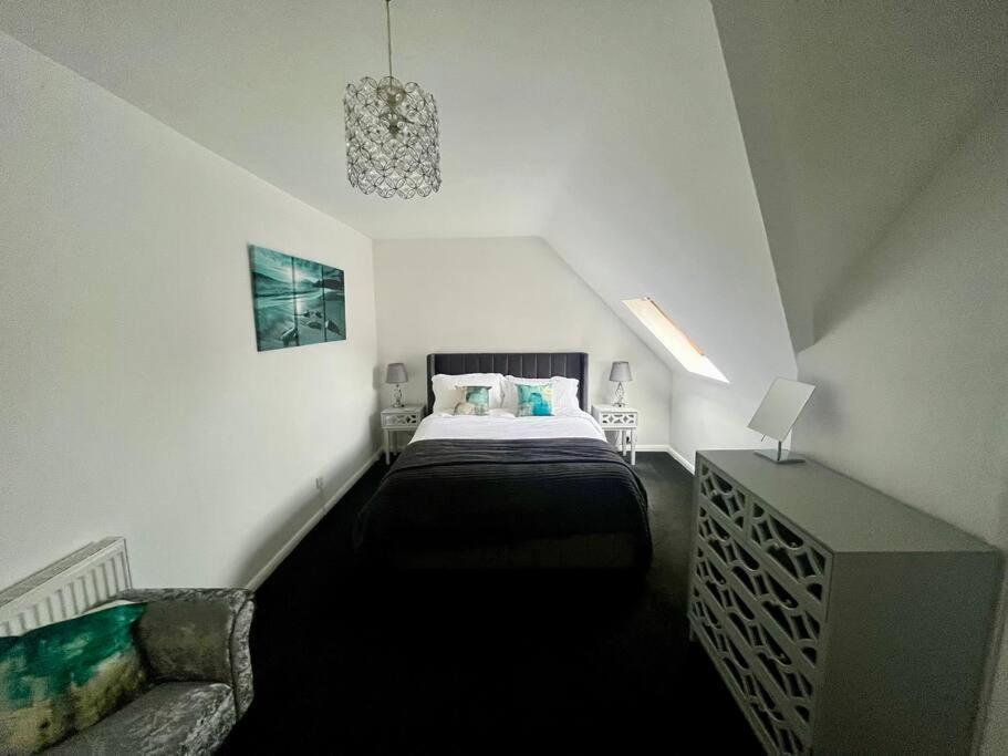 Bs - Luxury Top Floor 4 Bed Apartment With Garage In Town Centre - No Lift Stratford-upon-Avon Eksteriør bilde