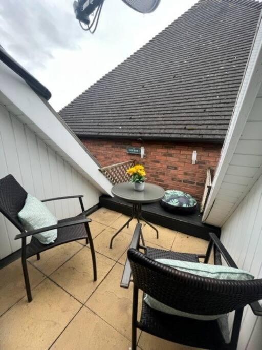 Bs - Luxury Top Floor 4 Bed Apartment With Garage In Town Centre - No Lift Stratford-upon-Avon Eksteriør bilde